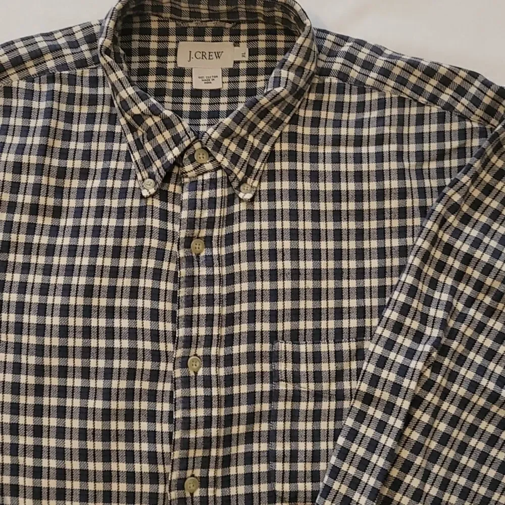 J. Crew mens plaid shirt size large.‎